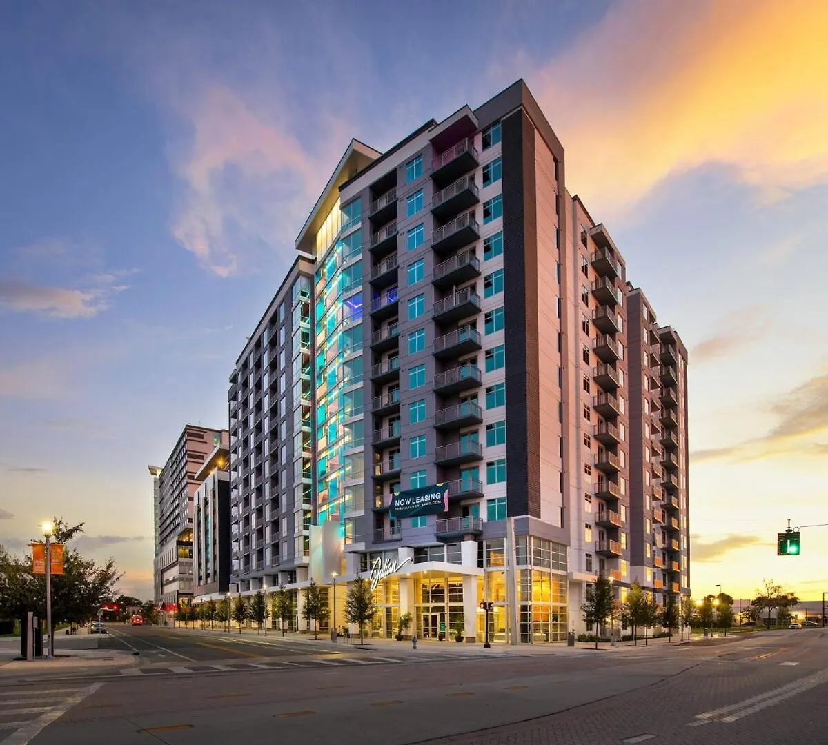 Luxury Living Downtown Orlando Apartment